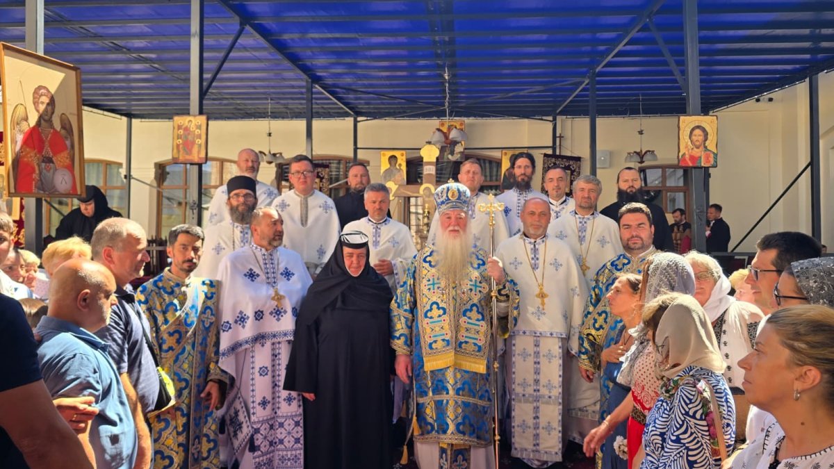 Pelerinaj şi binecuvântare la Mănăstirea Tismana