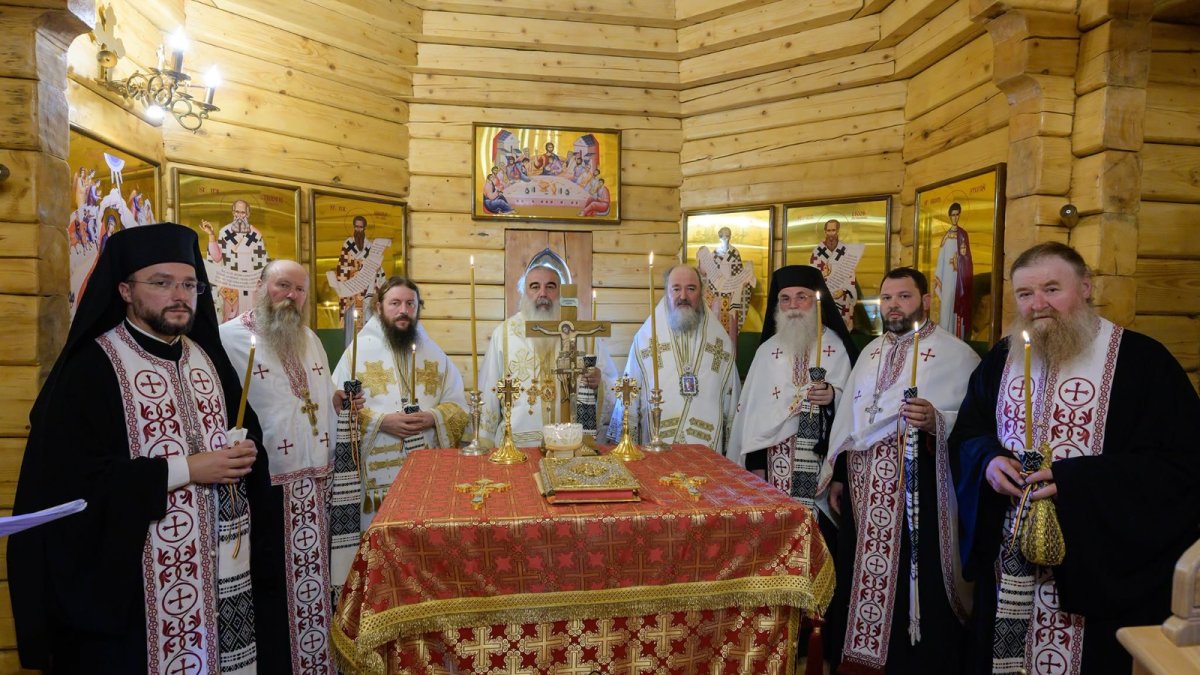 Sfințirea bisericii unui metoc al Mănăstirii Putna