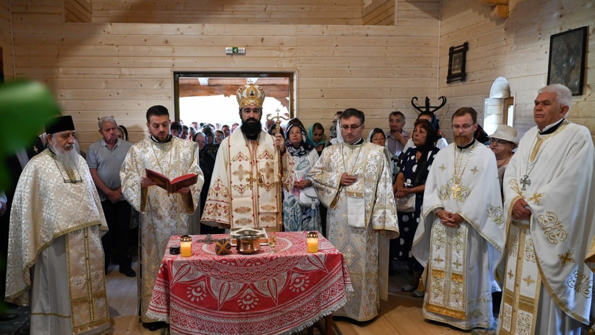 Binecuvântări arhiereşti în eparhia hunedoreană