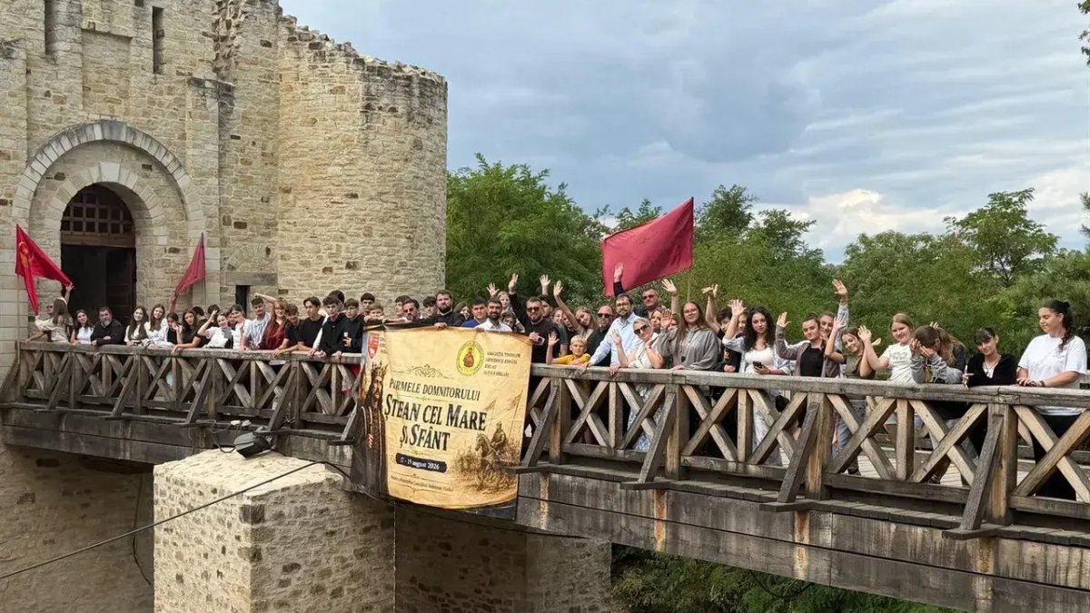Tineri din Bârlad pe urmele Sfântului Voievod Ștefan cel Mare