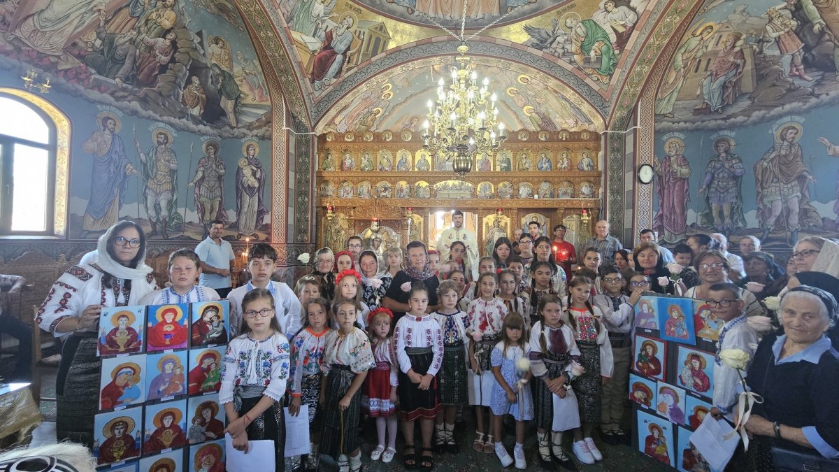 Peste 4.000 de copii și tineri la proiectul catehetic dedicat Maicii Domnului