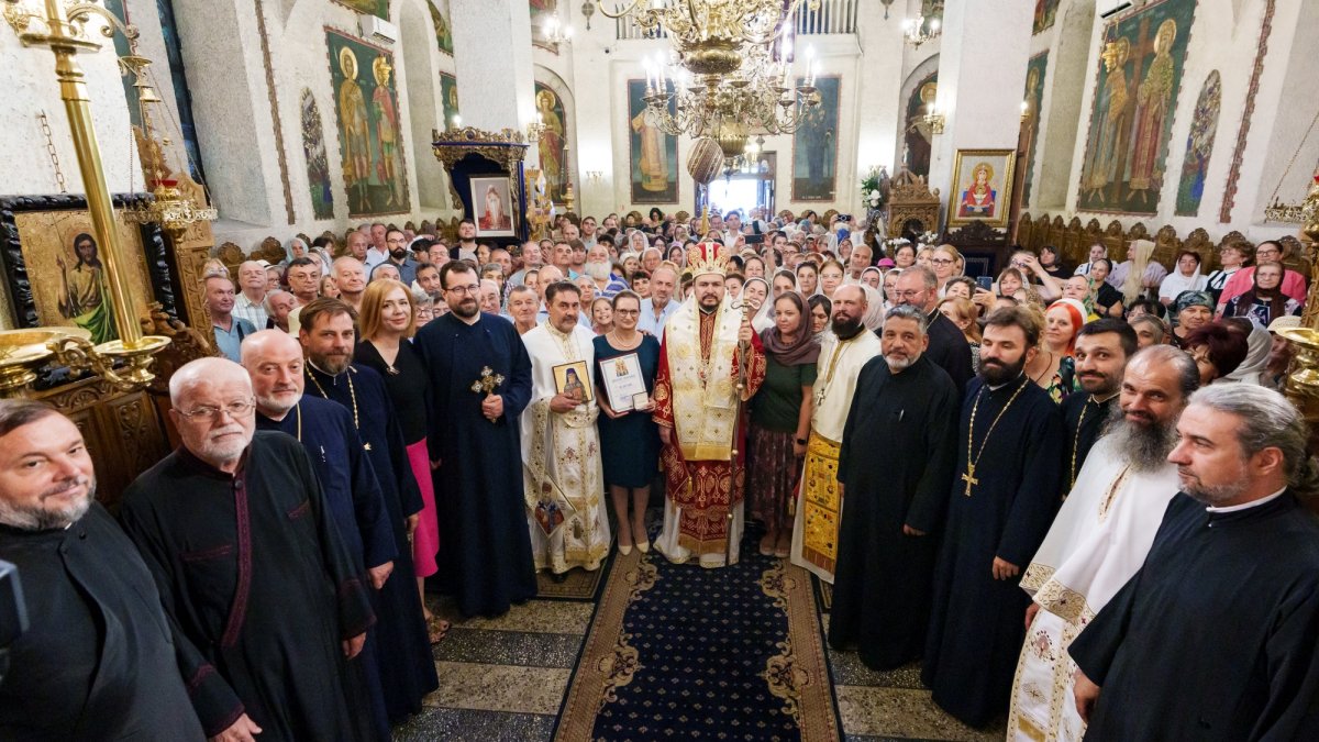 Hram și aniversare la Biserica „Sfântul Ioan”‑Piață din București