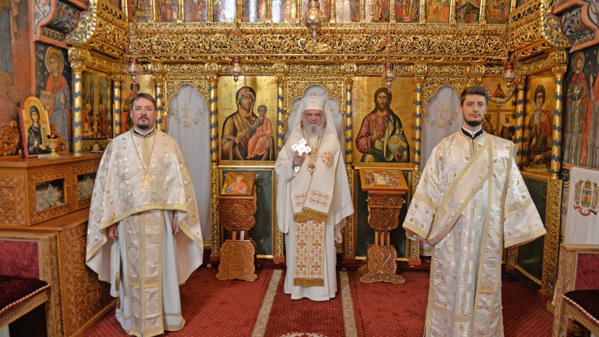 „Dumnezeu dorește ca oamenii să împlinească voia Lui în mod liber”