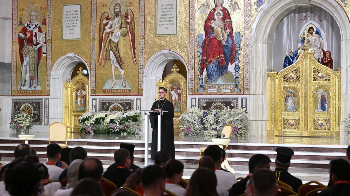 Proiectul național „Centrul de activități cu tineretul «Sfântul Ilie Tesviteanul»” 