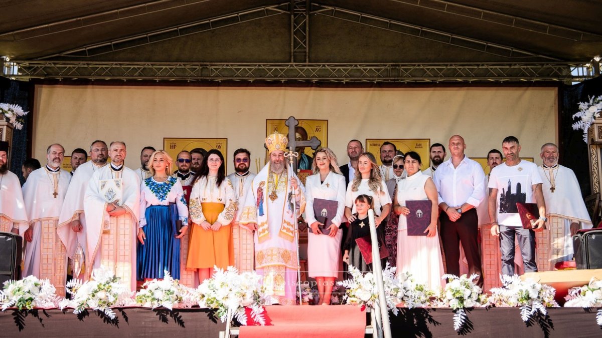 Hramul Parohiei „Sfinții Părinți Ioachim și Ana”-Stejari