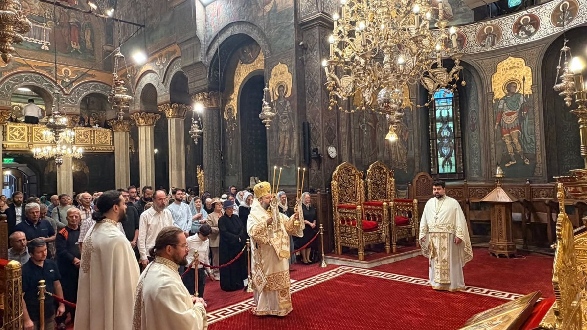 „Crucea trebuie privită întotdeauna în lumina iubirii lui Dumnezeu”