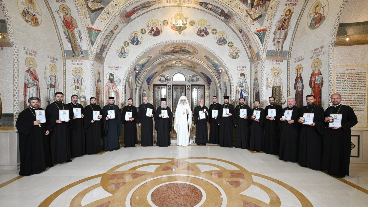 Distincții pentru sectoarele Administrației eparhiale a Arhiepiscopiei Bucureștilor