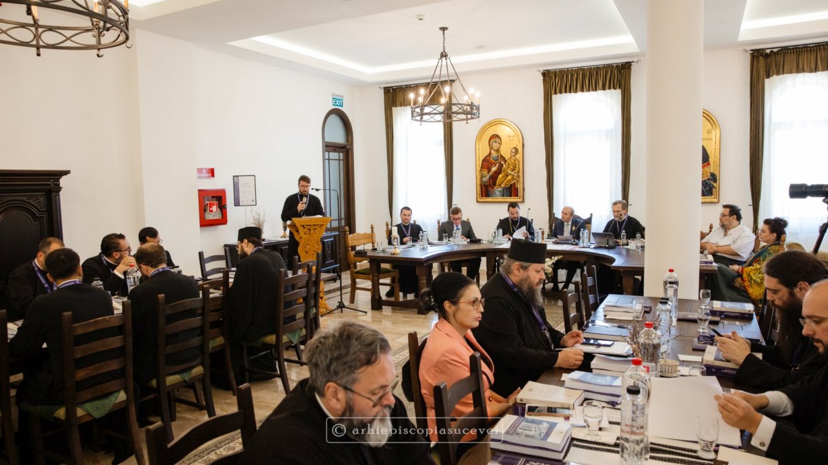 Familia creștină, în atenția cercetătorilor în drept canonic