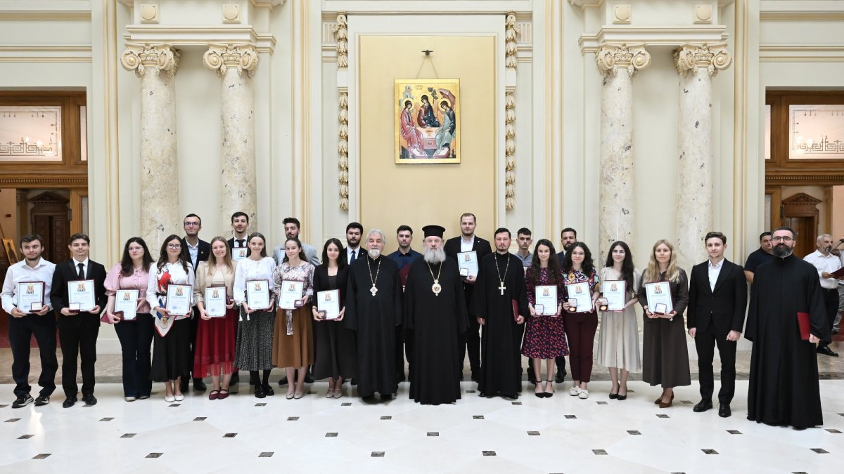 Voluntari ITO distinși la Palatul Patriarhiei