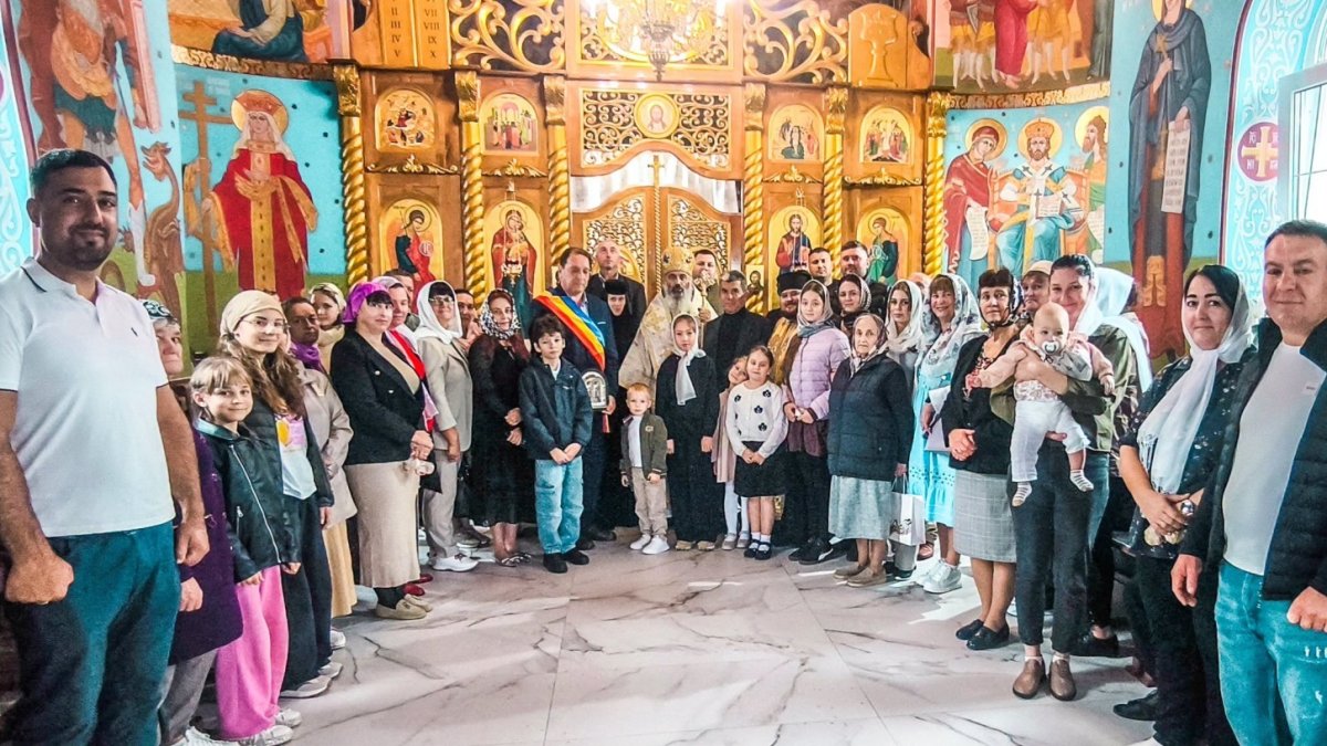 Sfânta Liturghie la Mănăstirea „Sfânta Teodora de la Sihla” și „Sfântul Teodor Tiron” din Ulmu
