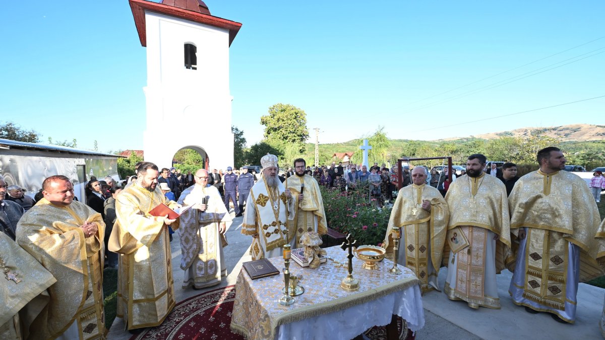 Bucurie duhovnicească într-o comunitate prahoveană
