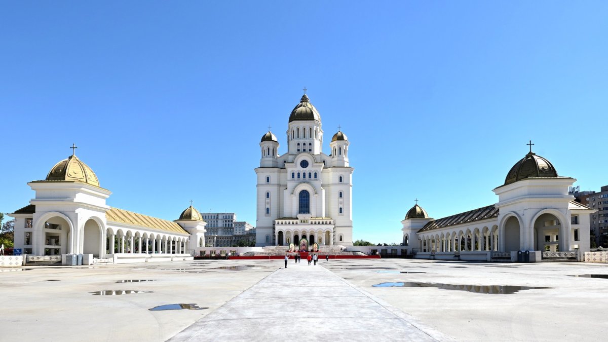 Toamna, anotimp al lucrării și al împlinirii la Catedrala Națională