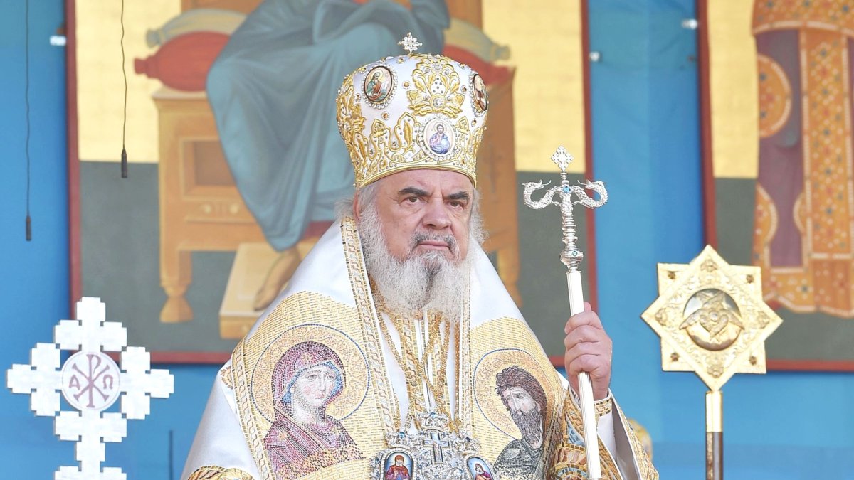 Slujind în lumina Cuvântului 