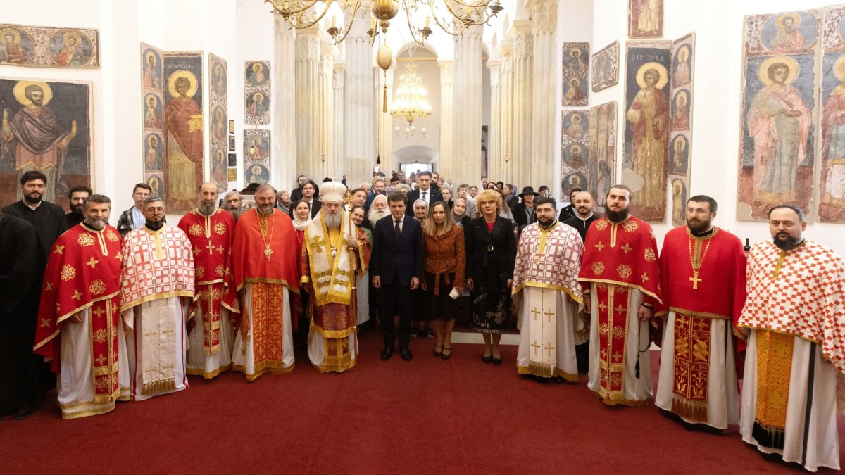Preşedintele României la hramul bisericii Palatului Cotroceni