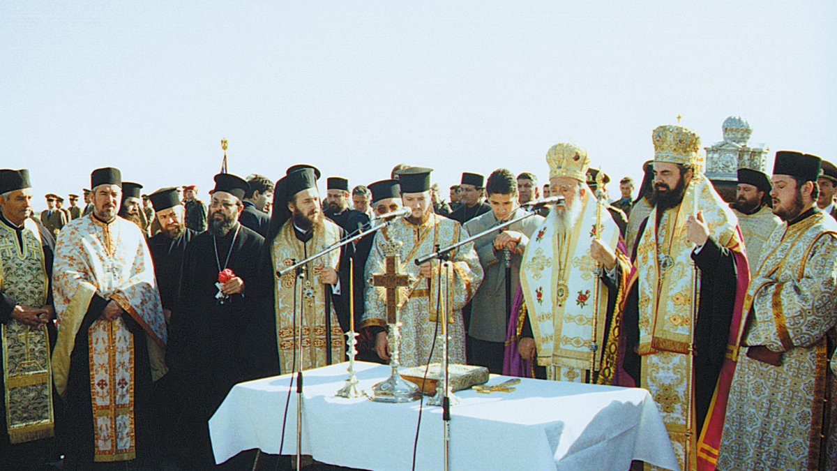 30 de ani de la aducerea la Iaşi a moaştelor Sfântului Apostol Andrei