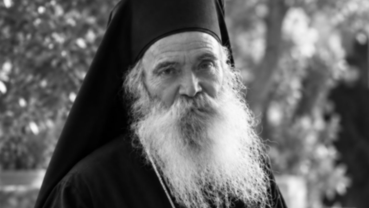 Fântâna lui Iacob - la izvor împreună cu mult nevoitorul arhimandrit Justinos