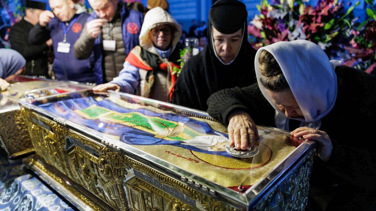 Scrisoare deschisă Sfintei Parascheva