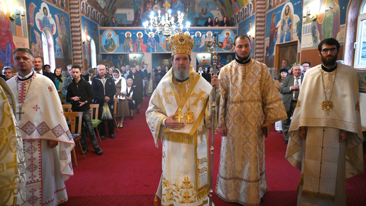 Un deceniu de la târnosirea bisericii din Căpâlna, Episcopia Oradiei