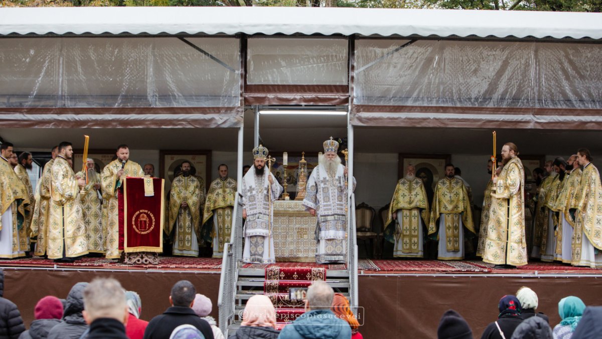Învierea fiului văduvei din Nain, mărturisită la Catedrala Arhiepiscopală din Suceava
