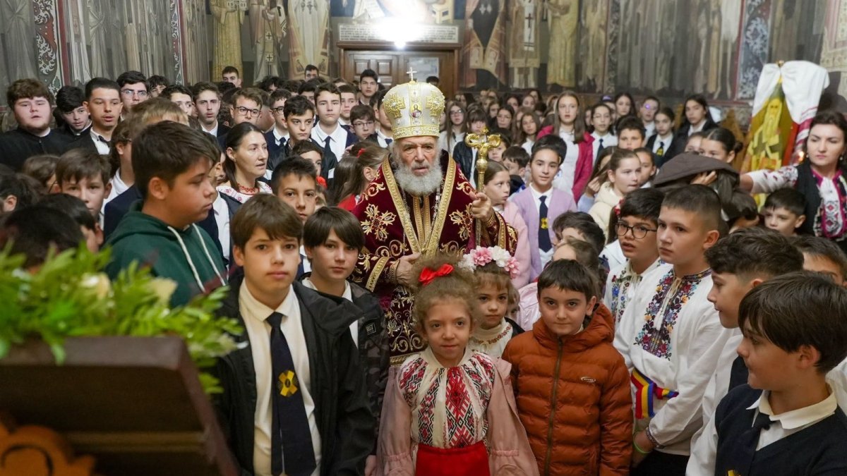 Trei decenii de la aducerea moaștelor Sfântului Apostol Andrei la Galați