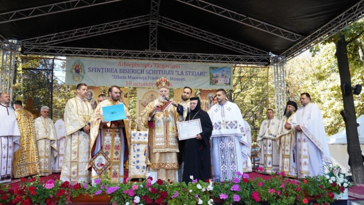 Biserica Schitului „La Stejari”, Dâmbovița, a fost sfințită