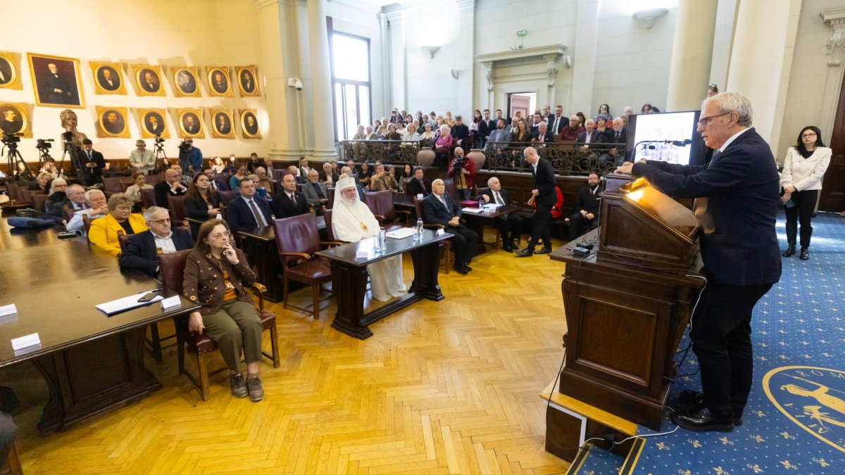 Lansare de volum monografic la Academia Română