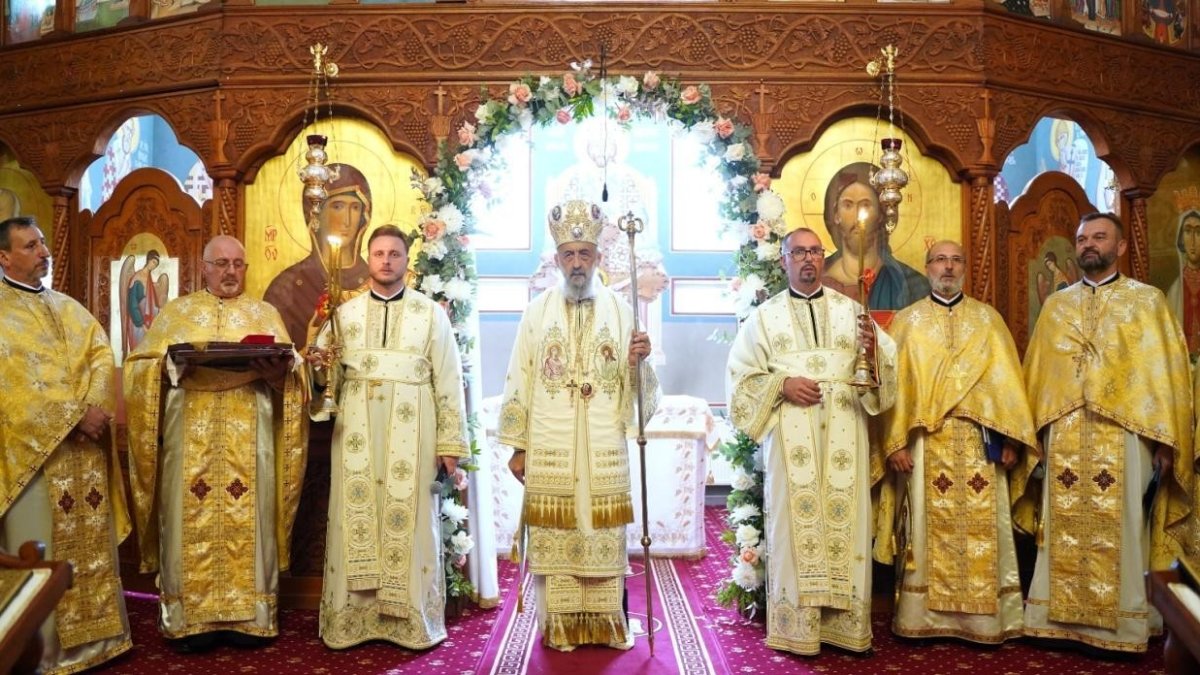 Târnosirea Bisericii „Sfânta Mare Muceniță Ecaterina” din Alba Iulia