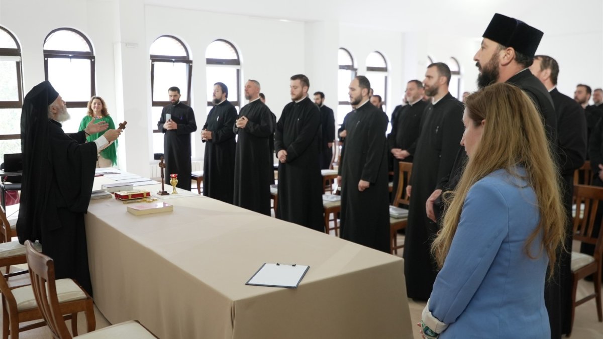 Cursul de consilier în domeniul adicțiilor, în Arhiepiscopia Dunării de Jos