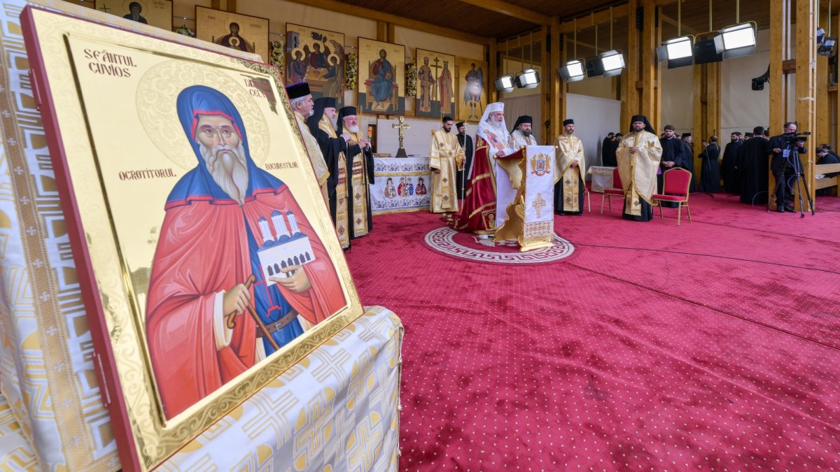 Sfântul Cuvios Dimitrie cel Nou și Sfânta Cuvioasă Elisabeta de la Pasărea ne cheamă la sfințirea vieții prin rugăciune și iubire milostivă