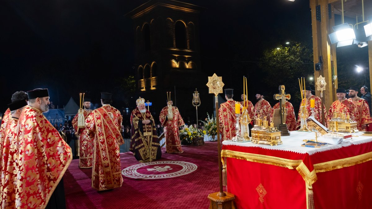 Slujba Privegherii dedicată Mucenicului Dimitrie, pe Colina Bucuriei