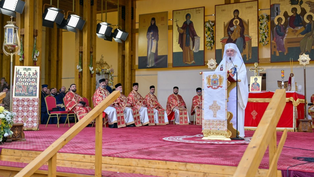 Sărbătoarea „Soborul Sfinților Martiri Militari” este cinstire a soldaților creștini și încurajare a preoților militari