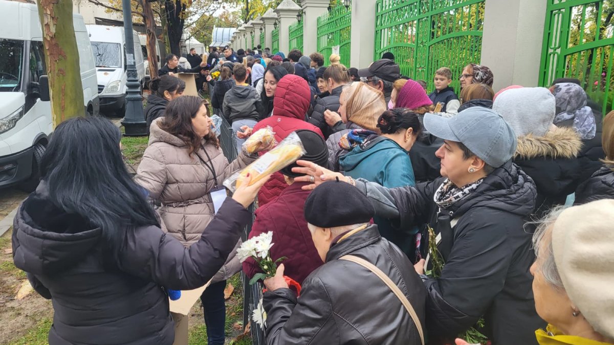 Credincioșii susținuți în efortul pelerinajului cu daruri din partea protoieriilor