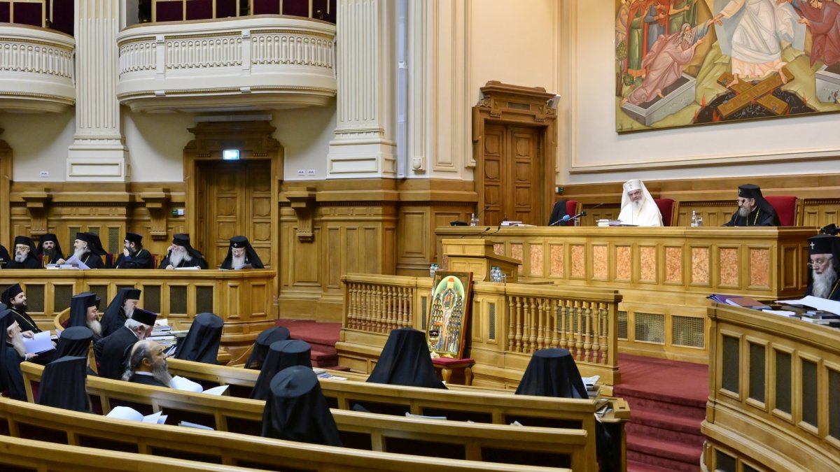 Noi hotărâri ale Sfântului Sinod al Bisericii Ortodoxe Române