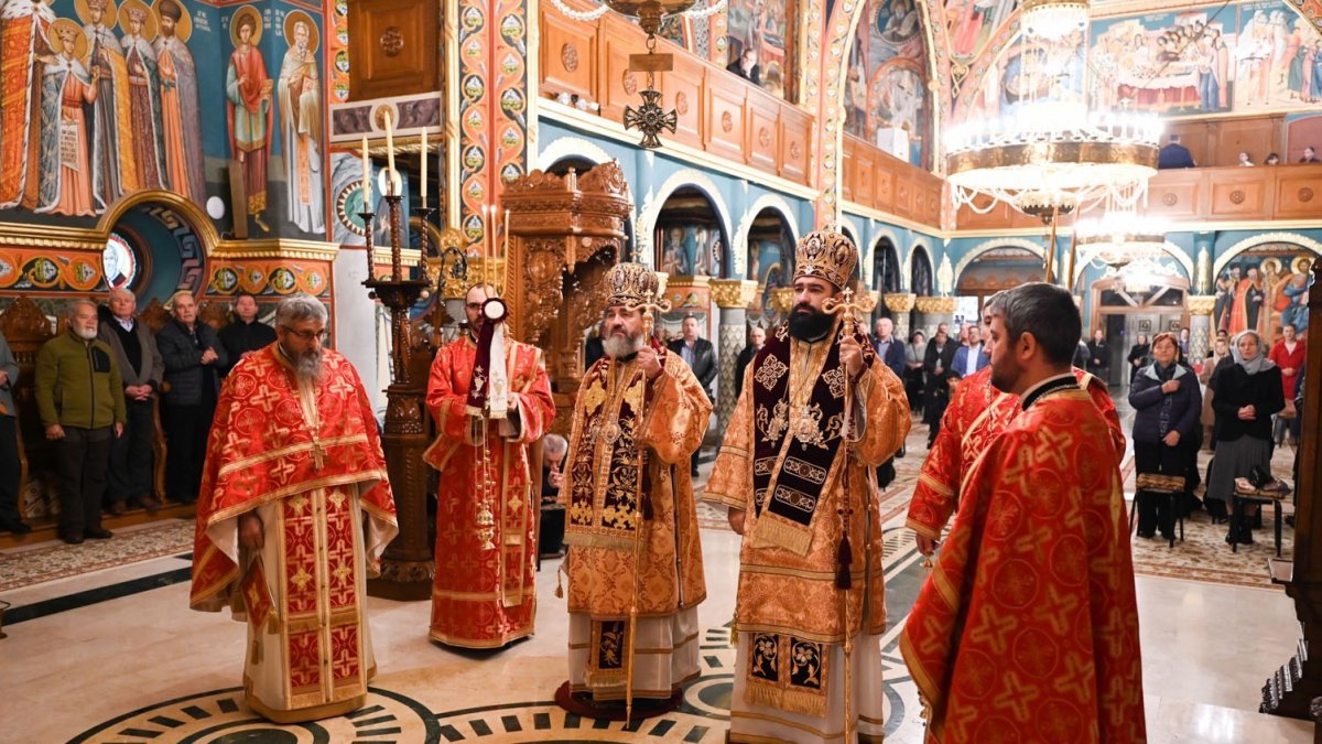Sărbătoarea Sfântului Mare Mucenic Dimitrie, la Catedrala Episcopală din Deva