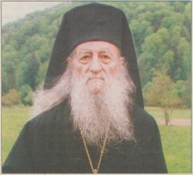 Arhimandritul Zenovie Ghidescu, o legendă încă din viață