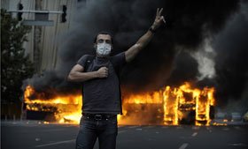Gardienii Revoluţiei ameninţă manifestanţii din Iran cu o „ripostă decisivă“