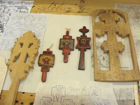 Târgul iconarilor şi meşterilor cruceri, de ziua Crucii, la MŢR