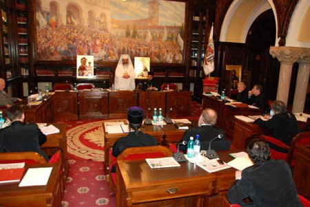 Prigoniţii Decretului 410, comemoraţi în şedinţa solemnă a Consiliului Naţional Bisericesc