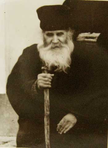 Memoria Bisericii în imagini: Părintele Veniamin Iorga de la Sihăstria