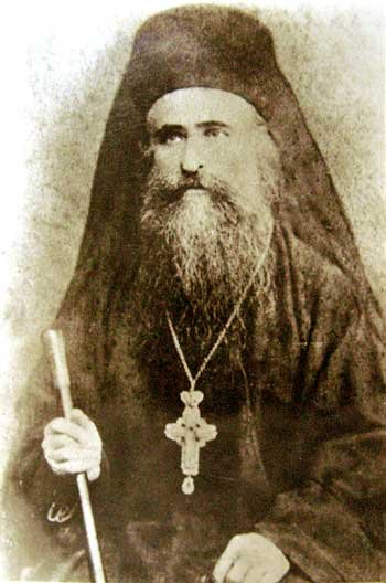 Memoria Bisericii în imagini: Părintele Irodion Ionescu, „luceafărul de la Lainici“