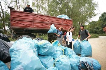 Mobilizare generală pentru curăţenie în Slovenia