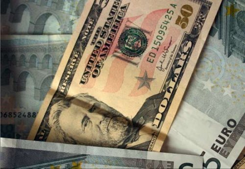 FMI face apel la reducerea dependenţei faţă de dolar
