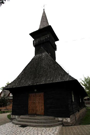 O veche biserică din Munţii Apuseni a renăscut la Alba Iulia