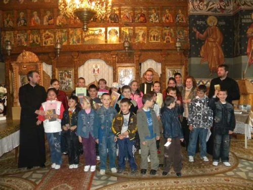 Cateheză şi filantropie la Biserica „Înălţarea Domnului“ din Târgu Jiu
