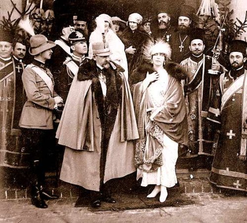 Primul rege şi primul patriarh din România Mare