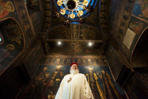 O candelă a neuitării părintelui nostru patriarh Teoctist