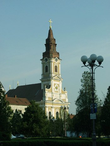 Sfinţirea Bisericii cu Lună din Oradea