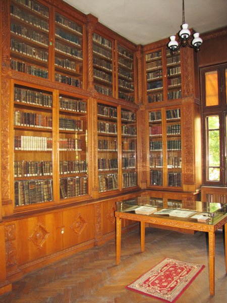Colecţiile Bibliotecii Sfântului Sinod