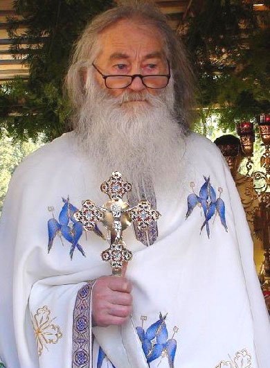 Părintele Iustin Pârvu a împlinit 92 de ani