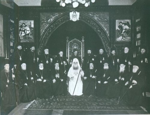 Sfântul Sinod al Bisericii Ortodoxe Române în 1975